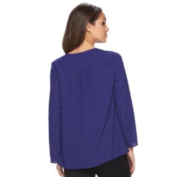 Chiffon Purple Split Neck Top With Tab Sleeves - Picture 8 of 8